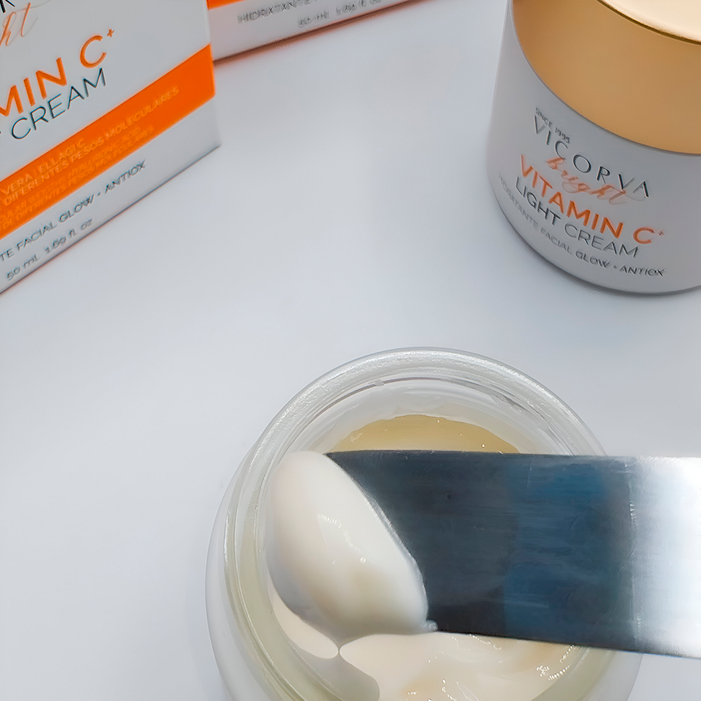 Vitamin C+ Light Cream - 50 ml